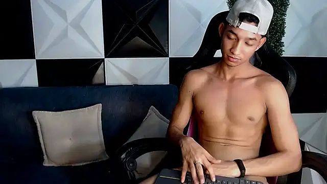 jose sexycumm online show from December 2024 12:33:02 AM