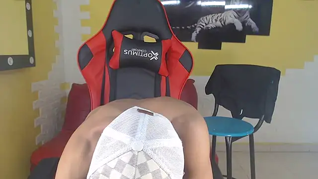 jose sexycumm online show from December 2024 07:33:01 PM