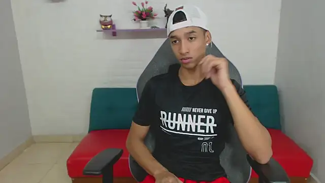 jose sexycumm online show from February 2025 07:21:01 PM