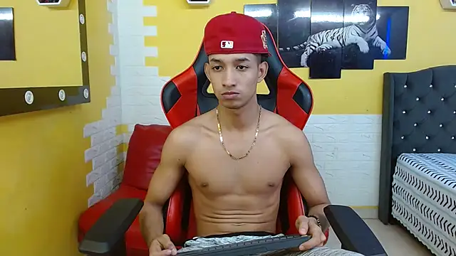 jose sexycumm online show from October 2025 08:55:02 PM