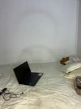 Snapshot of iam_ali1 chatting on October 2025 11:13:02 PM iam ali1 online show from October 2025 11:13:02 PM