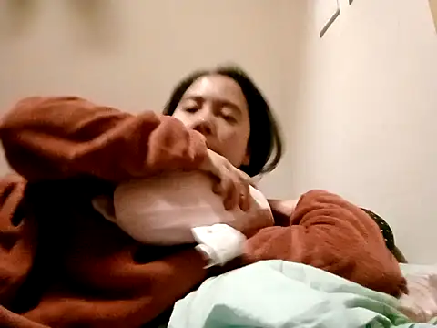 doggiepossession online show from January 2025 03:11:01 PM