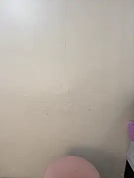 Elamesmamorena online show from February 2026 08:45:02 PM