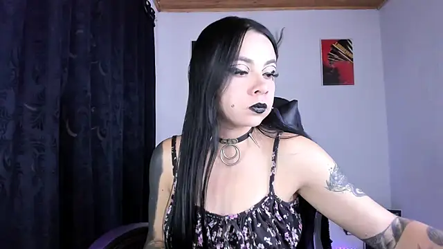 Snapshot of emilydolll666 chatting on July 2026 09:35:01 PM emilydolll666 online show from July 2026 09:35:01 PM