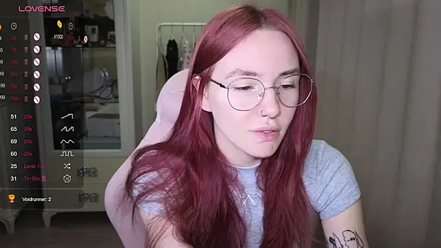 littlevildevil online show from September 2025 11:04:02 AM