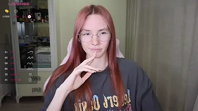 littlevildevil online show from October 2025 10:40:02 AM