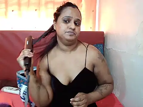 Snapshot of Indian_sunshine chatting on October 2025 05:58:02 AM Indian sunshine online show from October 2025 05:58:02 AM