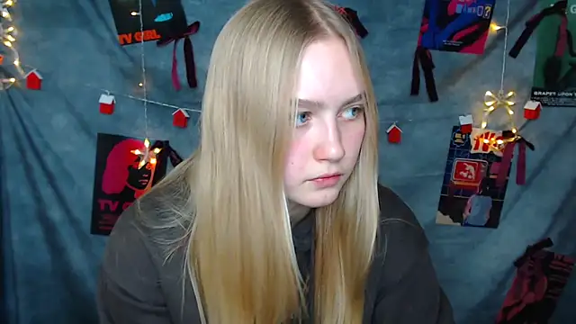 MademoiselleCl online show from December 2025 01:18:02 PM