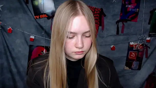 MademoiselleCl online show from January 2026 06:38:02 AM