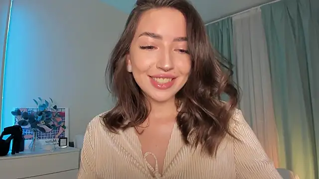 Snapshot of Oh_My_Dianee chatting on October 2025 07:39:01 AM Oh My Dianee online show from October 2025 07:39:01 AM