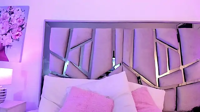  lanna jhonson  online show from December 2024 12:23:02 PM