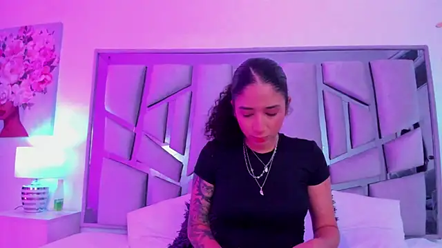  lanna jhonson  online show from March 2025 12:04:02 PM