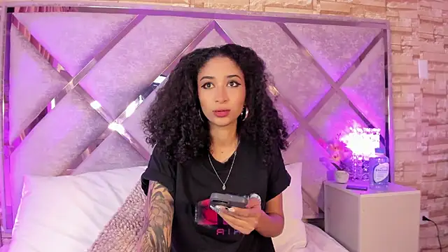  lanna jhonson  online show from September 2025 02:33:01 AM