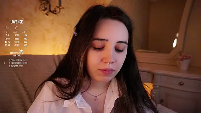 GillianDowdey online show from October 2025 02:52:01 AM