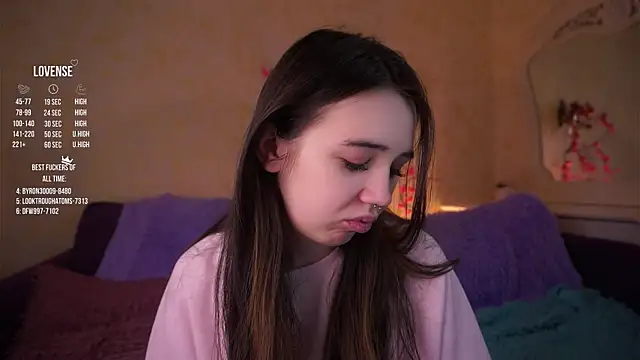 GillianDowdey online show from April 2026 03:31:02 AM