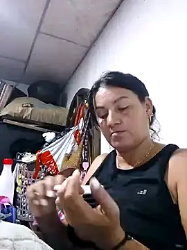 Snapshot of lupita_2023 chatting on February 2025 12:27:02 AM lupita 2023 online show from February 2025 12:27:02 AM