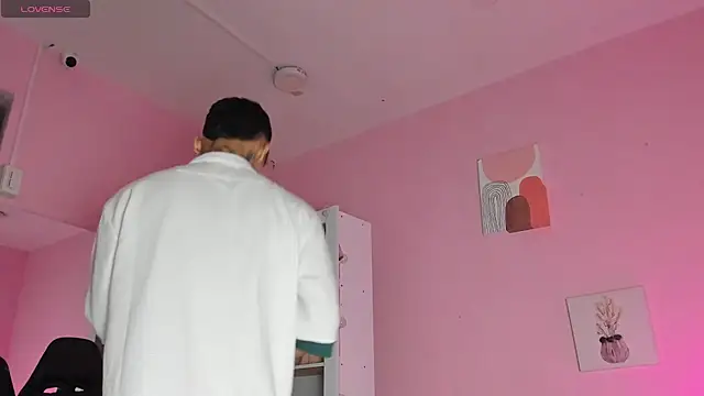 Ian Castillo  online show from September 2025 11:14:01 AM