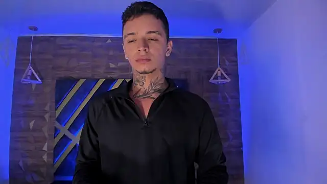 Ian Castillo  online show from May 2026 05:35:02 AM