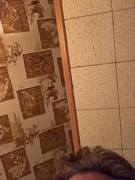 Snapshot of Tonybaloney1972 chatting on November 2025 03:39:02 AM Tonybaloney1972 online show from November 2025 03:39:02 AM