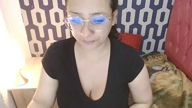 Snapshot of sarax_ximena chatting on October 2025 06:10:02 AM sarax ximena online show from October 2025 06:10:02 AM