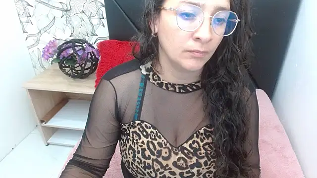 sarax ximena online show from April 2026 06:09:02 AM