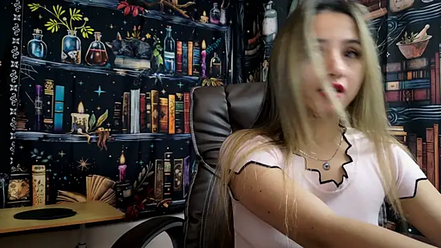 Snapshot of julietta___jackson chatting on January 2025 07:40:01 PM julietta jackson online show from January 2025 07:40:01 PM