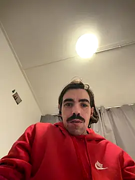 wolfwhite95 online show from November 2025 10:45:01 PM