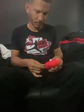 Snapshot of Chico_Bellaco chatting on November 2025 05:36:02 PM Chico Bellaco online show from November 2025 05:36:02 PM