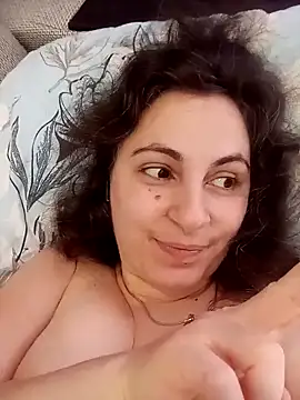 Snapshot of ShelaDiass chatting on March 2026 05:48:01 AM ShelaDiass online show from March 2026 05:48:01 AM