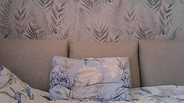 Snapshot of ShelaDiass chatting on March 2026 07:36:03 AM ShelaDiass online show from March 2026 07:36:03 AM