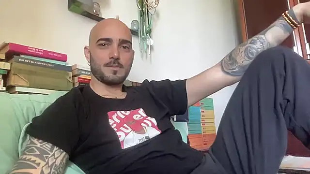 alessandromori91 online show from April 2026 09:12:02 AM