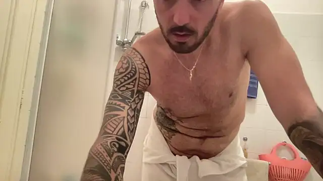 alessandromori91 online show from May 2026 06:34:02 PM