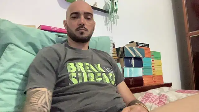 alessandromori91 online show from May 2026 09:32:02 PM