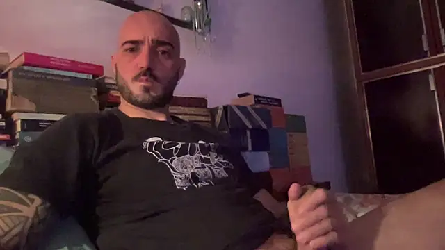 alessandromori91 online show from May 2026 09:12:02 PM
