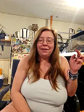 MsShelby40 online show from November 2025 08:56:01 PM