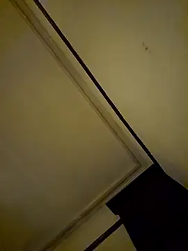 Escortuk online show from April 2026 12:41:01 AM