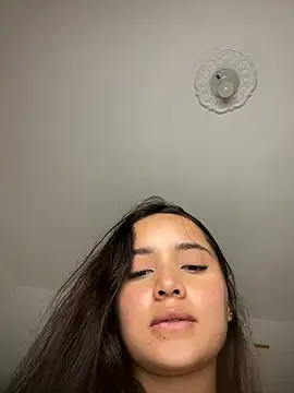 Snapshot of MollySanders___ chatting on January 2025 01:18:02 AM MollySanders online show from January 2025 01:18:02 AM