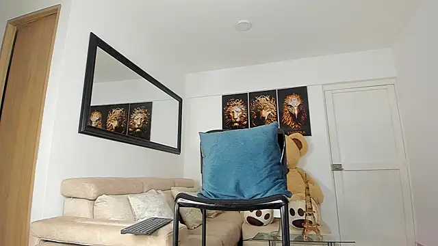 smit hot sr online show from February 2025 04:09:02 AM