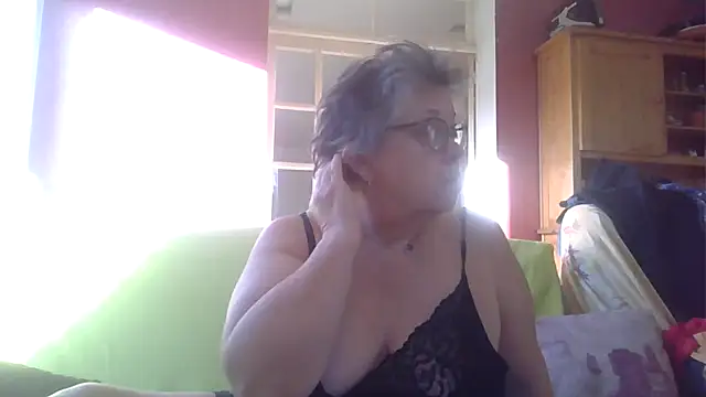 Vandeae44 online show from December 2025 09:36:01 AM