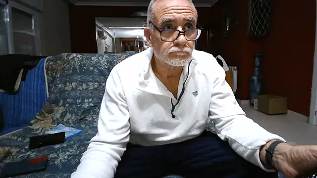 maduroguapo online show from January 2025 09:15:01 PM