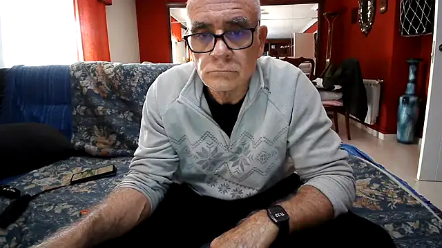 maduroguapo online show from April 2026 09:33:02 AM