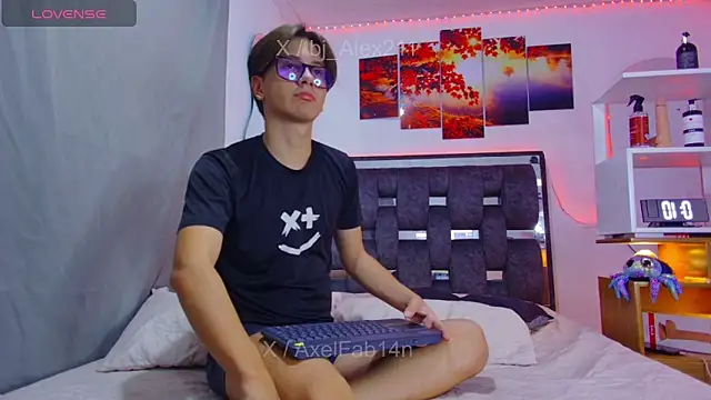 Alex and Fabian online show from June 2026 08:47:01 PM