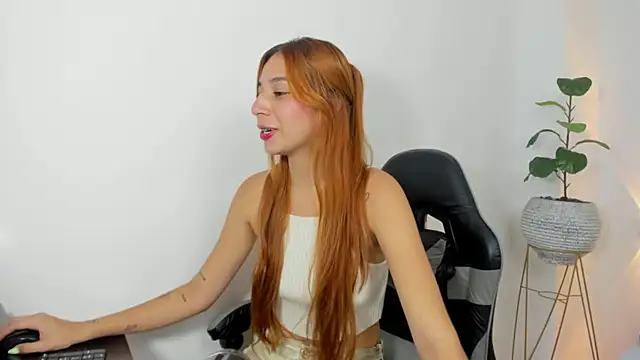 maroly 21 online show from October 2025 07:13:01 PM