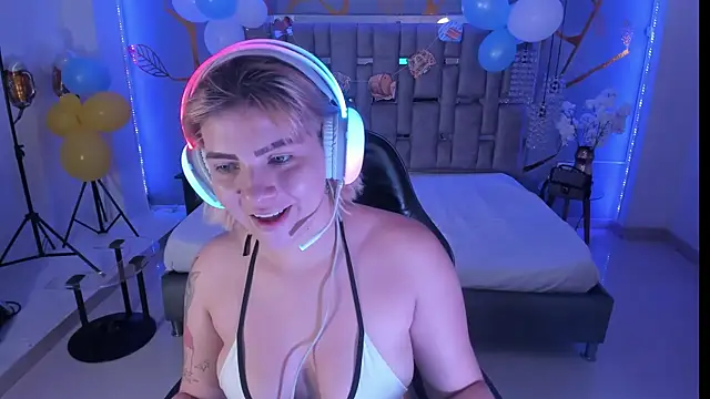 AlessiaDouce online show from September 2025 04:06:01 AM