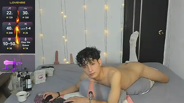 Benjamin Buster online show from October 2025 07:50:02 AM