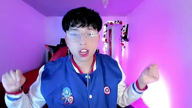 AnggelONfiree online show from October 2025 11:40:02 PM