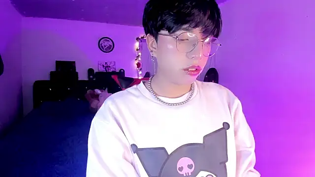 Snapshot of AnggelONfiree chatting on February 2026 06:30:02 AM AnggelONfiree online show from February 2026 06:30:02 AM