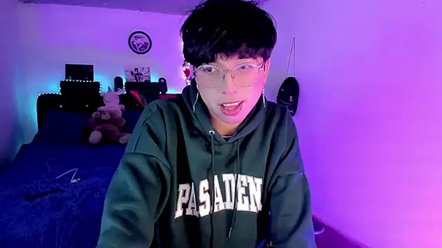 Snapshot of AnggelONfiree chatting on February 2026 04:45:01 AM AnggelONfiree online show from February 2026 04:45:01 AM