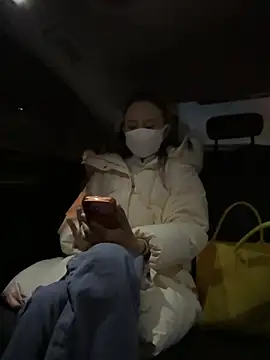 Snapshot of moneymaker_taipei chatting on March 2026 11:28:02 AM moneymaker taipei online show from March 2026 11:28:02 AM