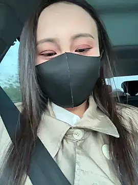 Snapshot of moneymaker_taipei chatting on April 2026 11:18:02 AM moneymaker taipei online show from April 2026 11:18:02 AM